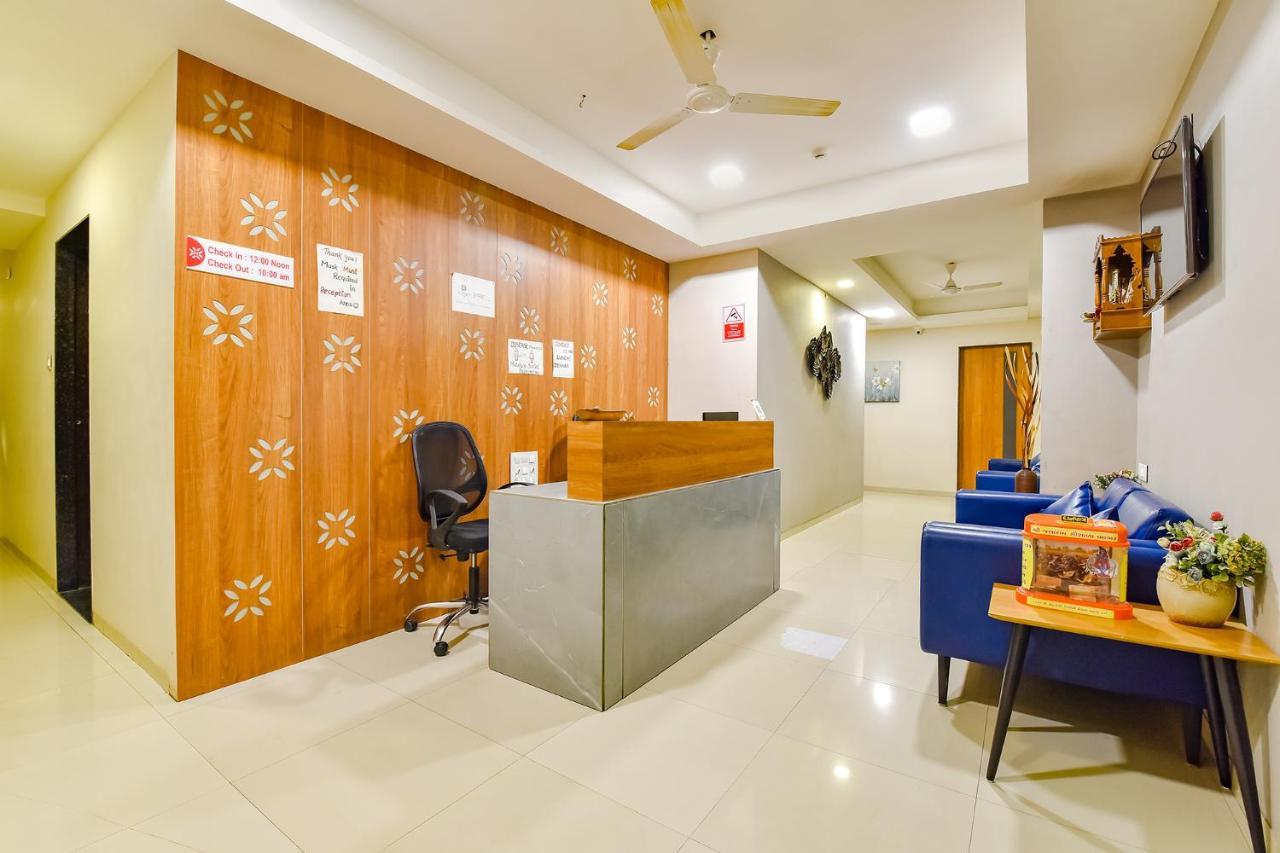 Fabhotel Happinex スーラト エクステリア 写真